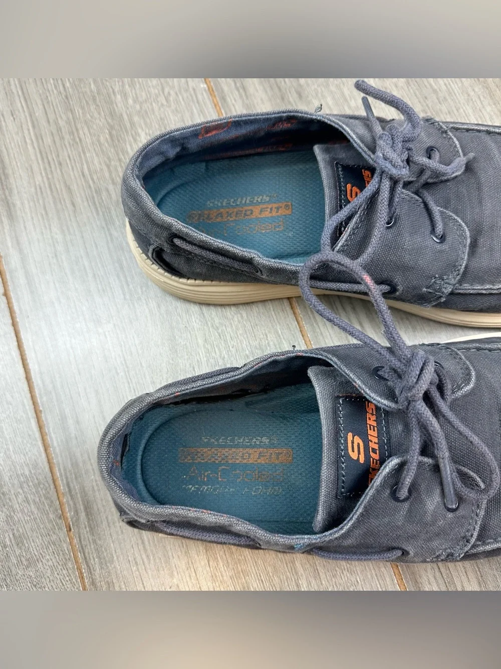 Skechers visible wear